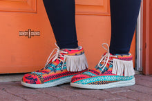 Load image into Gallery viewer, Maverick Moccasins